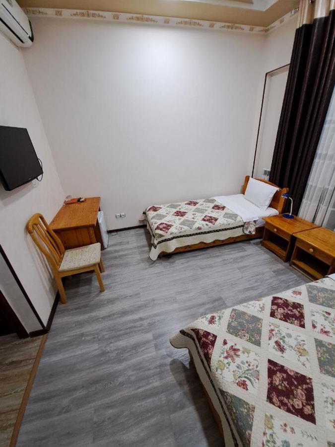 Karavan Hotel Buhara Exterior foto