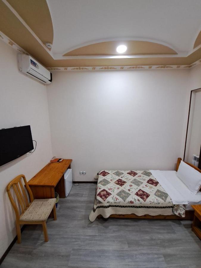Karavan Hotel Buhara Exterior foto